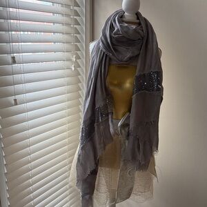 Elegant Gray Scarf with Sequin Accents